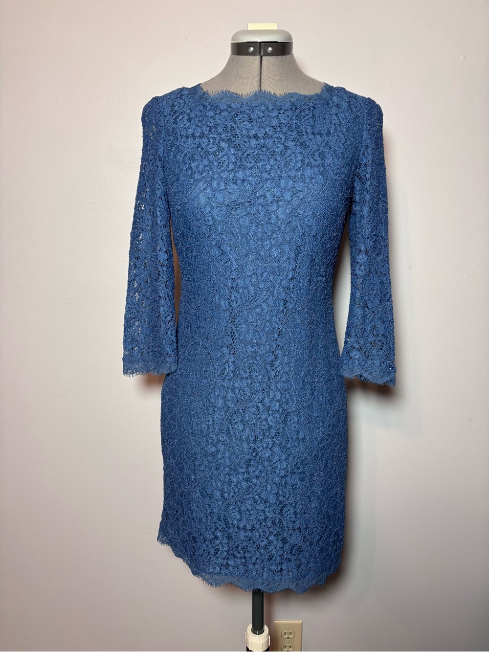 Adrianna Papell Blue Lace Long Sleeve Sheath Dress - 4P